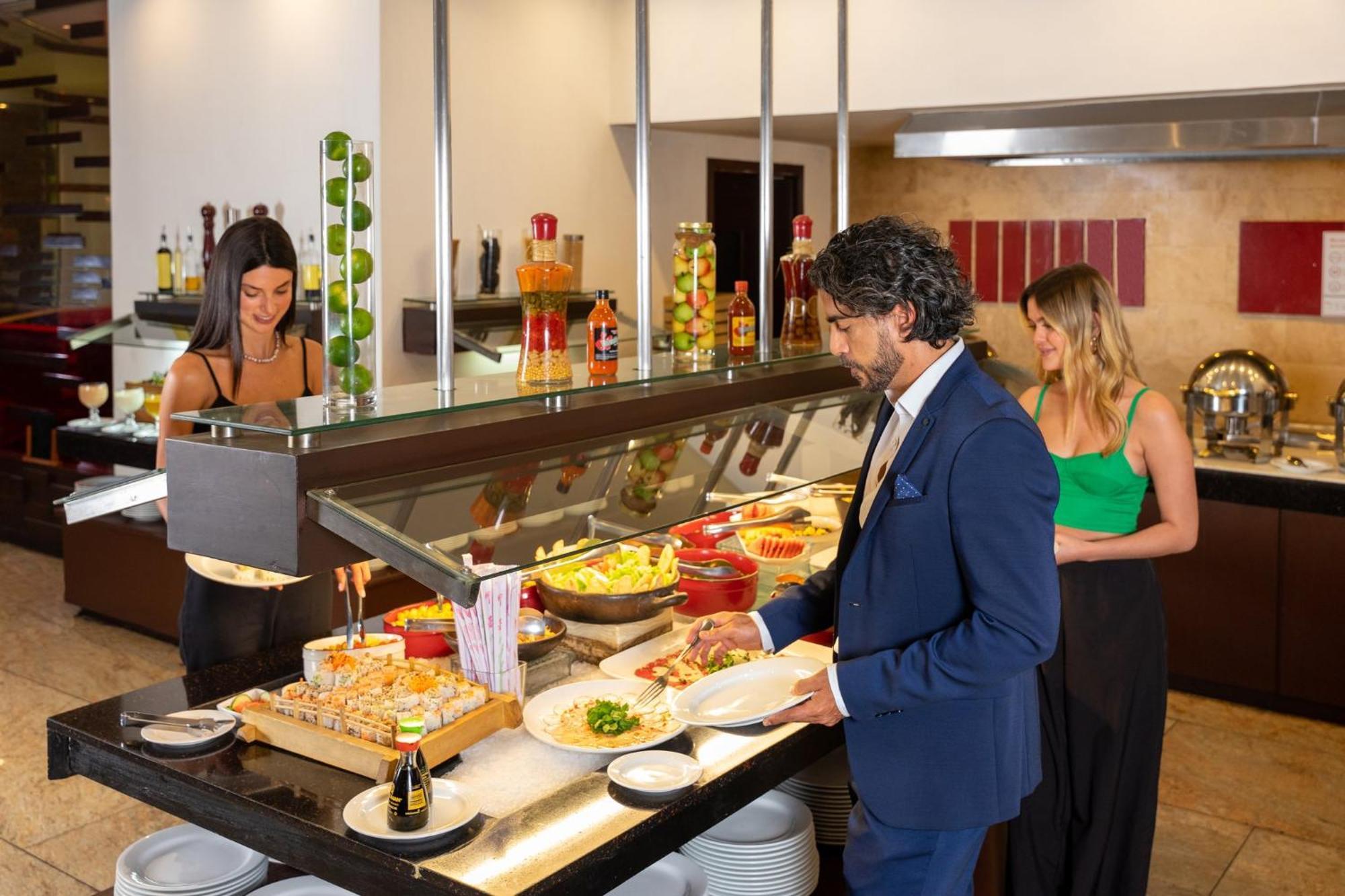 Real Intercontinental San Salvador By Ihg Hotel Ngoại thất bức ảnh