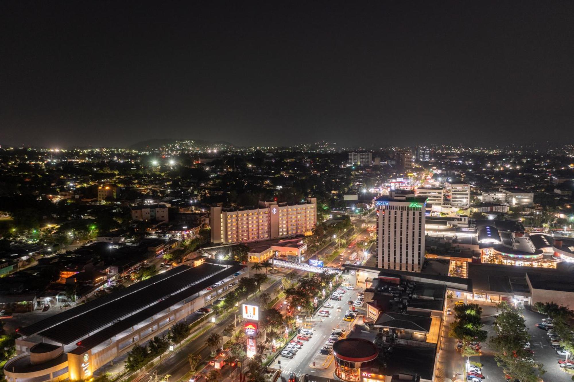 Real Intercontinental San Salvador By Ihg Hotel Ngoại thất bức ảnh