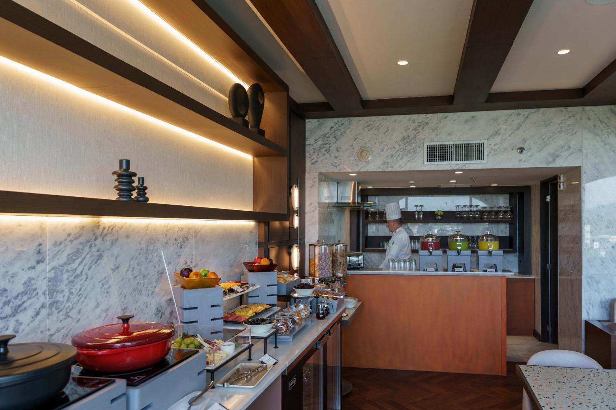 Real Intercontinental San Salvador By Ihg Hotel Ngoại thất bức ảnh
